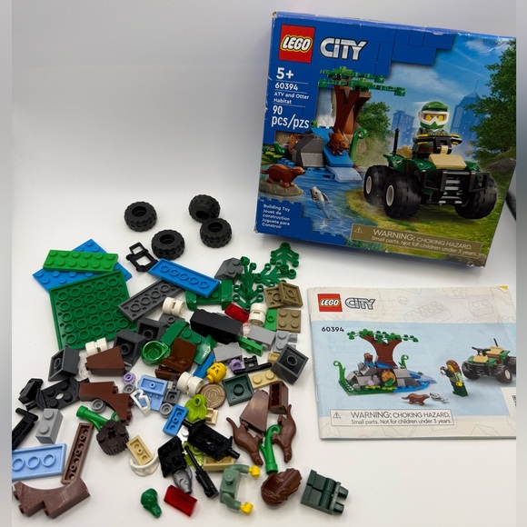 Lot of 3 LEGO City Sets 60283/60394/30570 - Picture 7 of 9